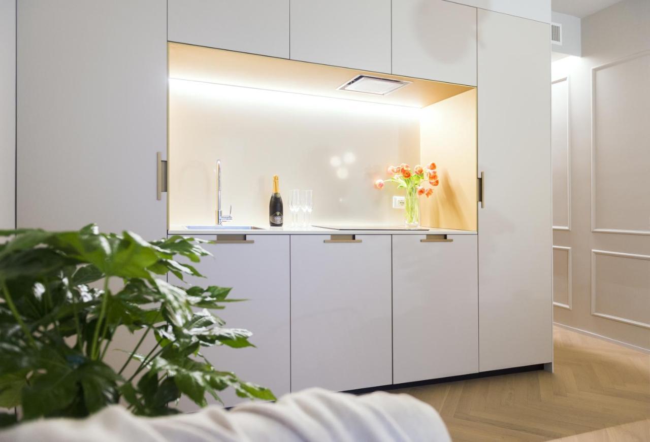 Riccione Suite Design Екстериор снимка
