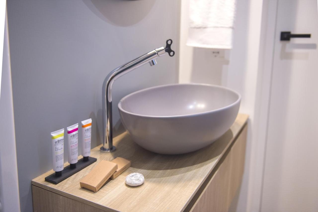 Riccione Suite Design Екстериор снимка