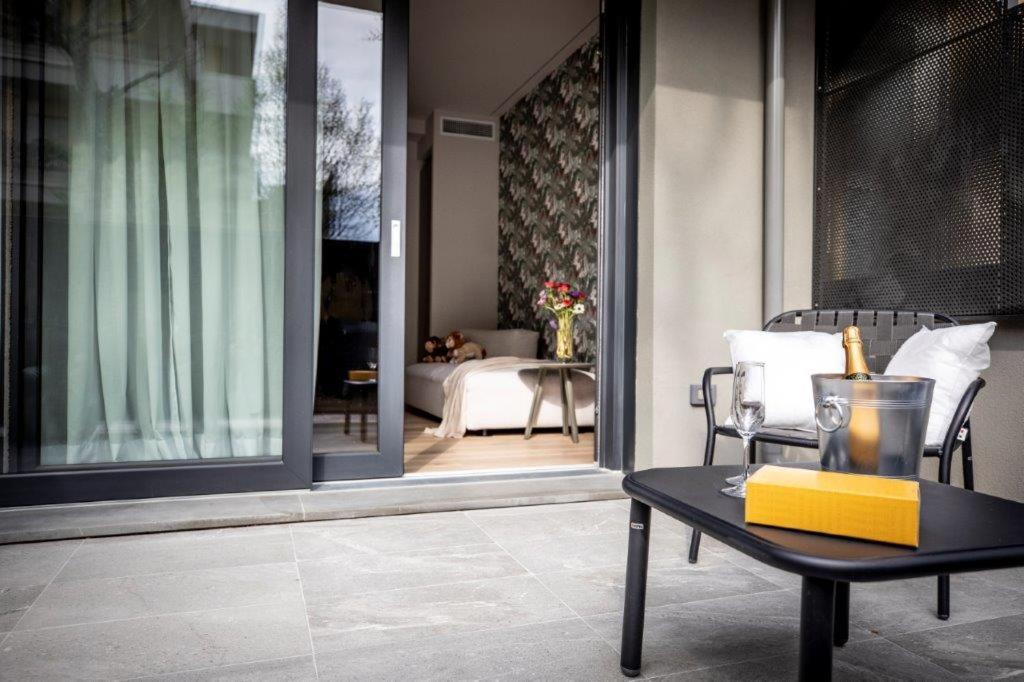 Riccione Suite Design Екстериор снимка